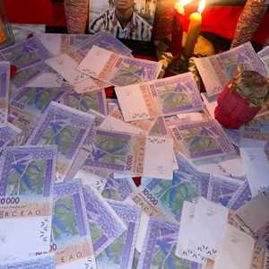 COMMENT UTILISER UN PORTE MONNAIE MAGIQUE EN DOLLARS? ? +229 46 94 65 21, un expert en mobilier d'occasion à Paris 13ème