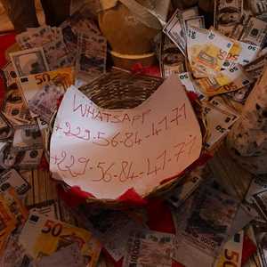 TROUVER LE VRAI PORTE MONNAIE MAGIQUE EN FRANCE, +229 01 56 84 41 71 PORTEFEUILLE MAGIQUE TEMOIGNAGE, un expert en mobilier d'occasion à Fort de France