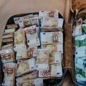 Comment faire devenir riche valise magique +229 60 66 37 82 WhatsApp, un professionnel du tri à Pointe-à-Pitre