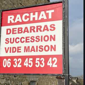 Brocante de la maroisse , un antiquaire à Trappes